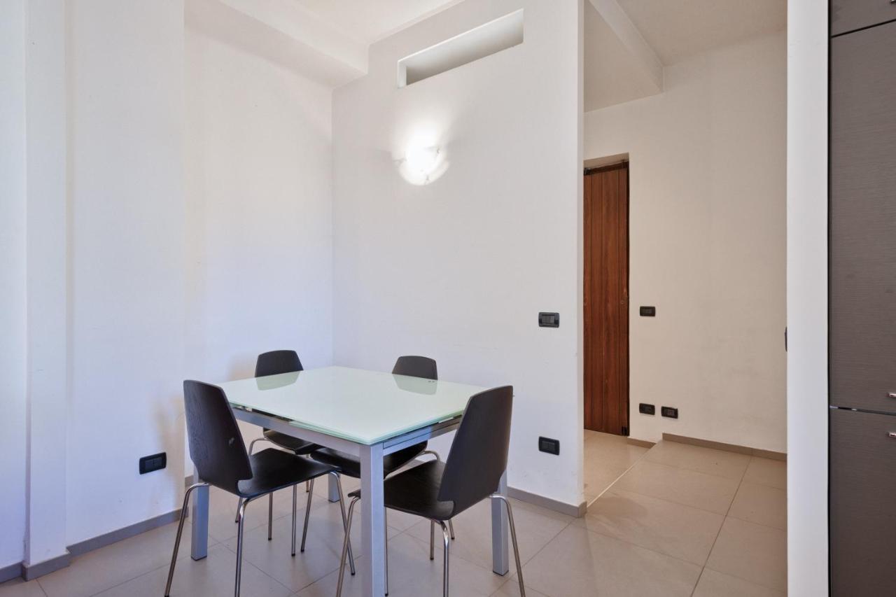 Apartment San Donato Balcony Flat *